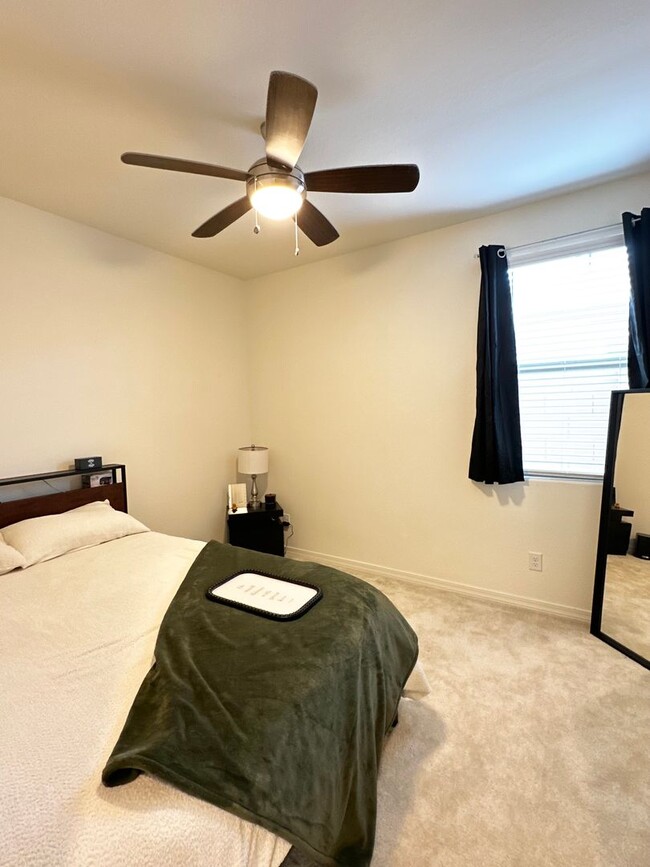 Building Photo - BEAUTIFUL VERRADO 3 BEDROOM PLUS DEN WITH ...