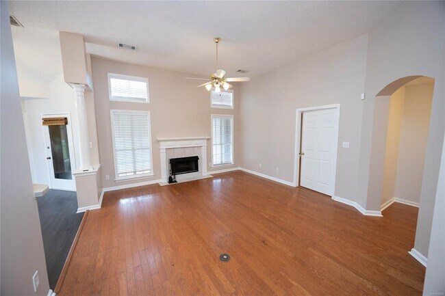 Building Photo - 8013 Copperfield Dr