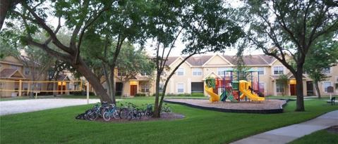 Building Photo - 844 Grand Regency Pointe