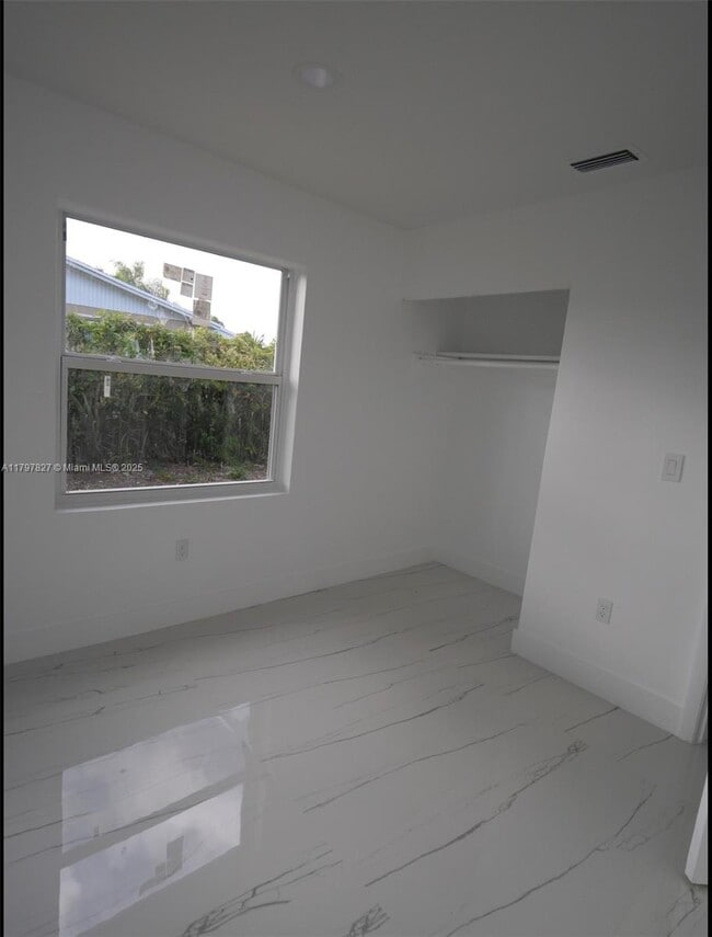 Building Photo - 11460 SW 196th Terrace