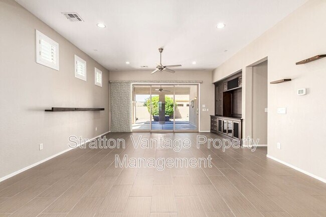 Building Photo - 21004 E Sunset Dr