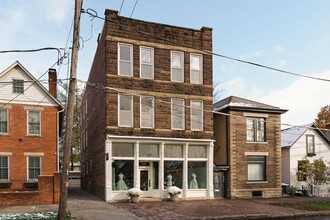 Building Photo - 828 City Park Ave