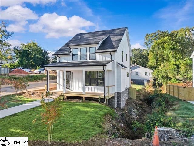 Building Photo - 339 Gower St