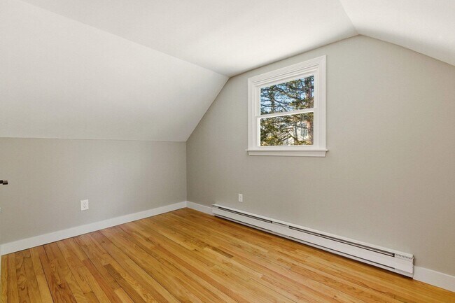 Building Photo - 29 Lovell Rd