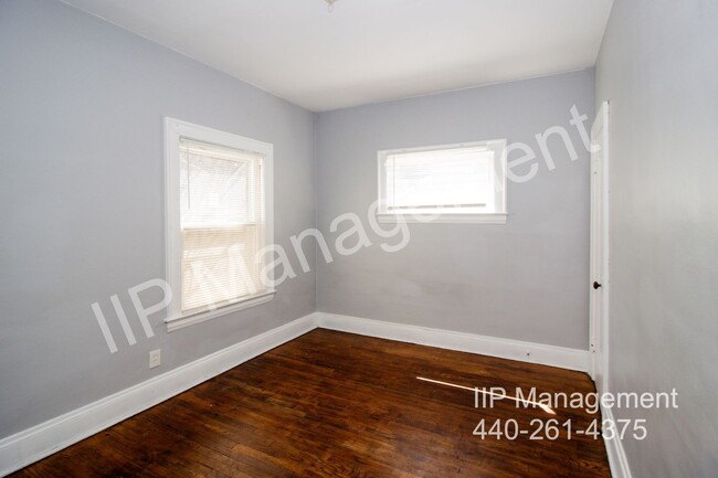 Building Photo - 3589 Chelton Rd