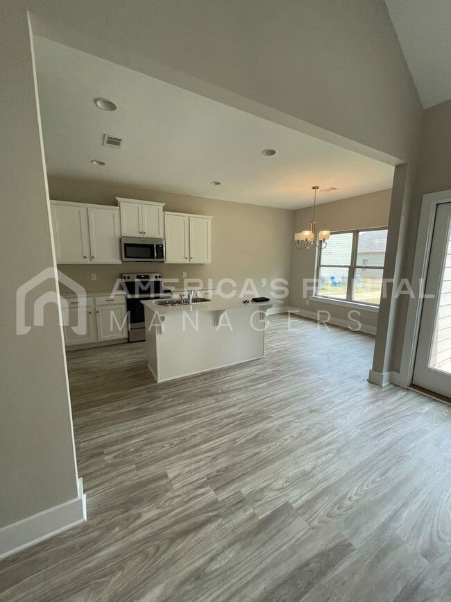 Building Photo - Home for Rent in Brookwood, AL...COMING SOON!