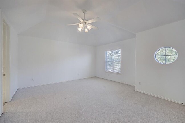 Building Photo - 2019 Bendstone Cir