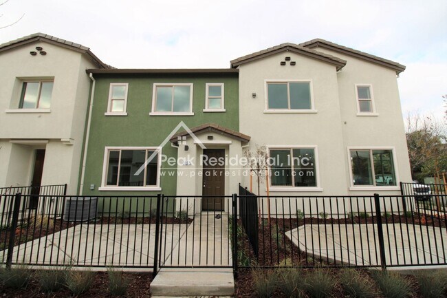 Primary Photo - 3 br, 2.5 bath House - 3007 Magical Walk