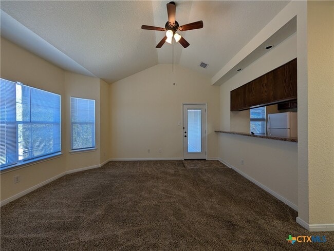 Building Photo - 1270 Hillcrest Dr