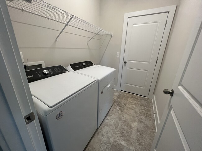 Building Photo - 1036 Abbott St