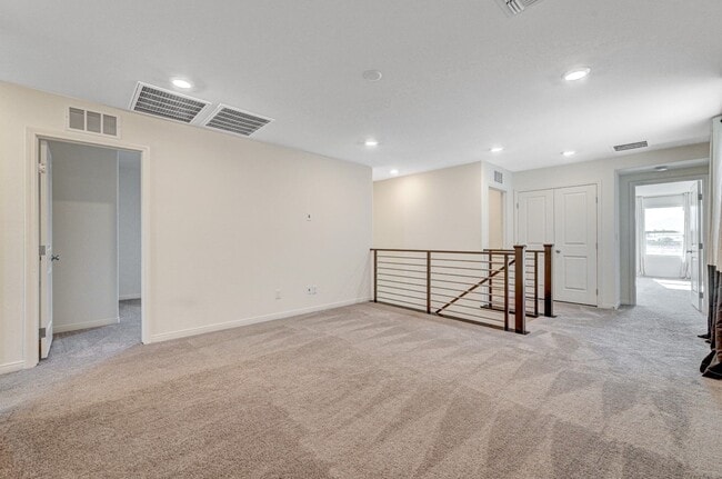 Building Photo - AMAZING 2 Story, 5 Bedroom Home in Gated community!