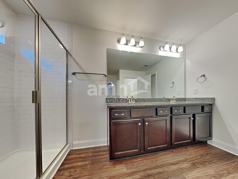 Building Photo - 1120 Ashlyn Ct