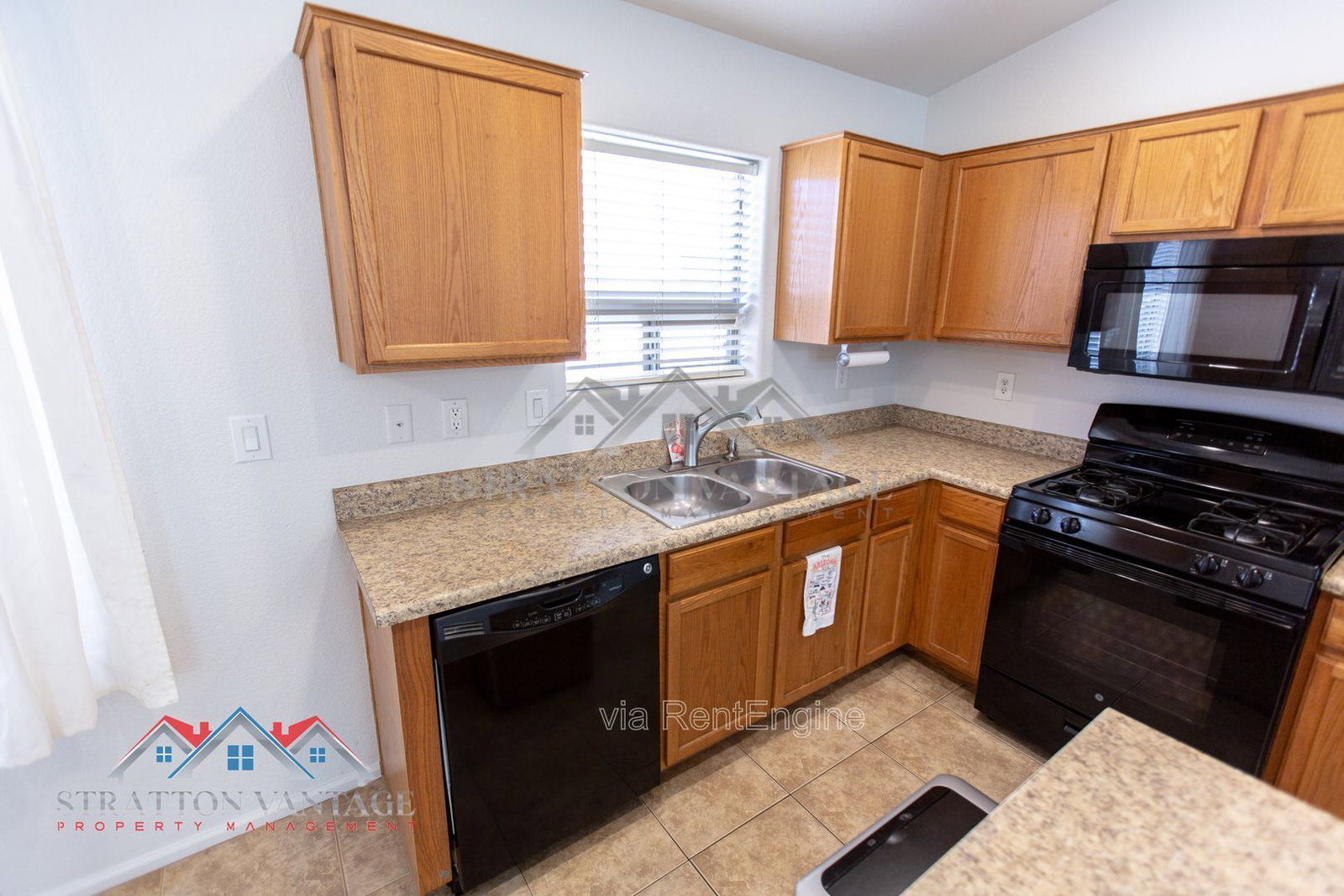 Building Photo - 4149 E Azurite Rd