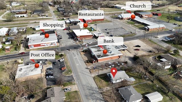 Building Photo - 108 W Haning St