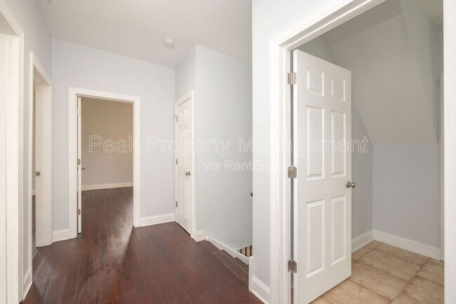 Building Photo - 2615 North Ave