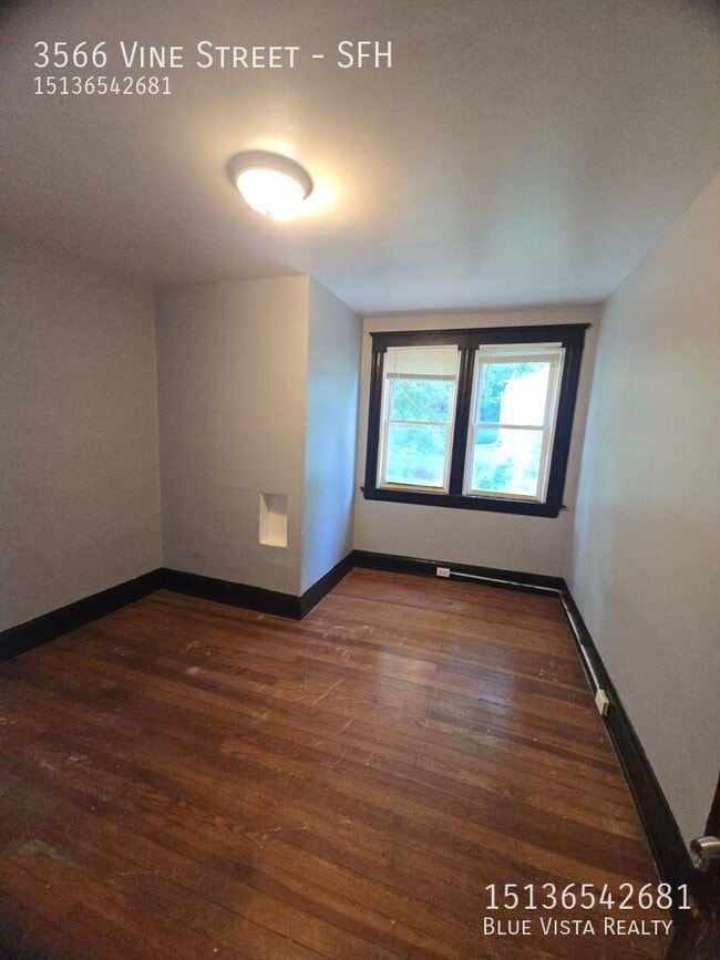 Building Photo - 3566 Vine St