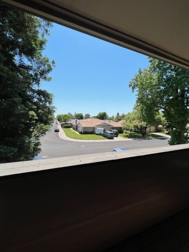 Building Photo - 3715 Tallyho Dr
