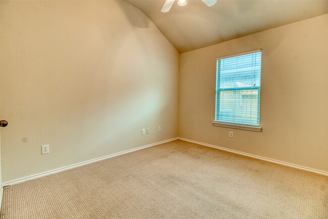 Building Photo - 142 Anvil Rock Ln