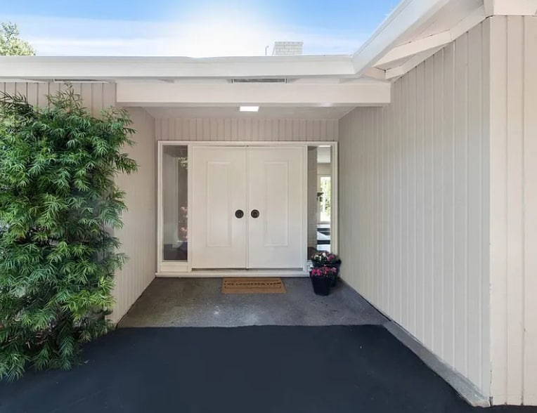 Building Photo - 30 Warmwood Way