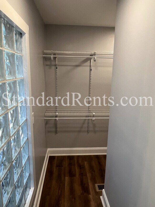 Building Photo - Updated West Midtown Bungalow
