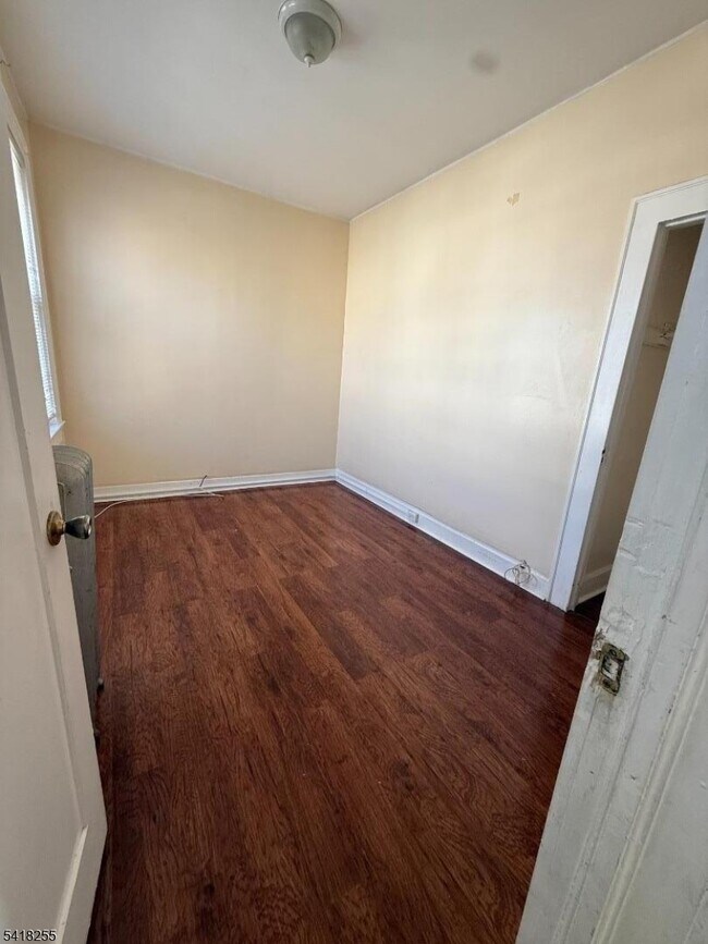 Building Photo - 486 Stuyvesant Ave.