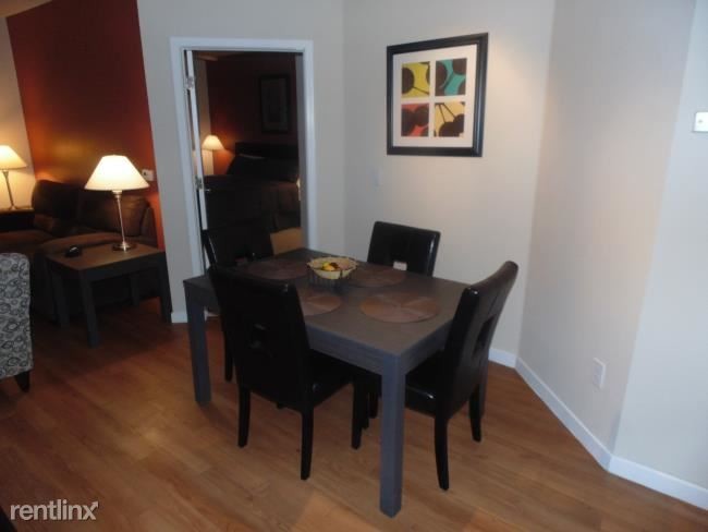 Building Photo - 13581 Via Varra