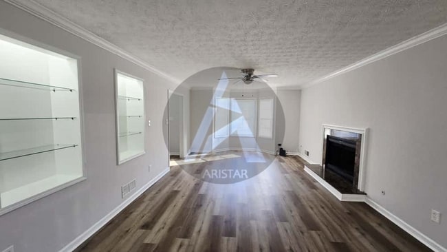 Building Photo - 4433 Coopers Creek Dr SE