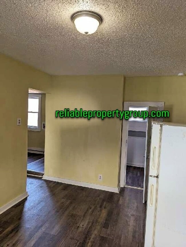 Building Photo - New Listing in Marion IN