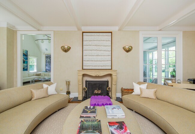 Building Photo - 59 First Neck Lane