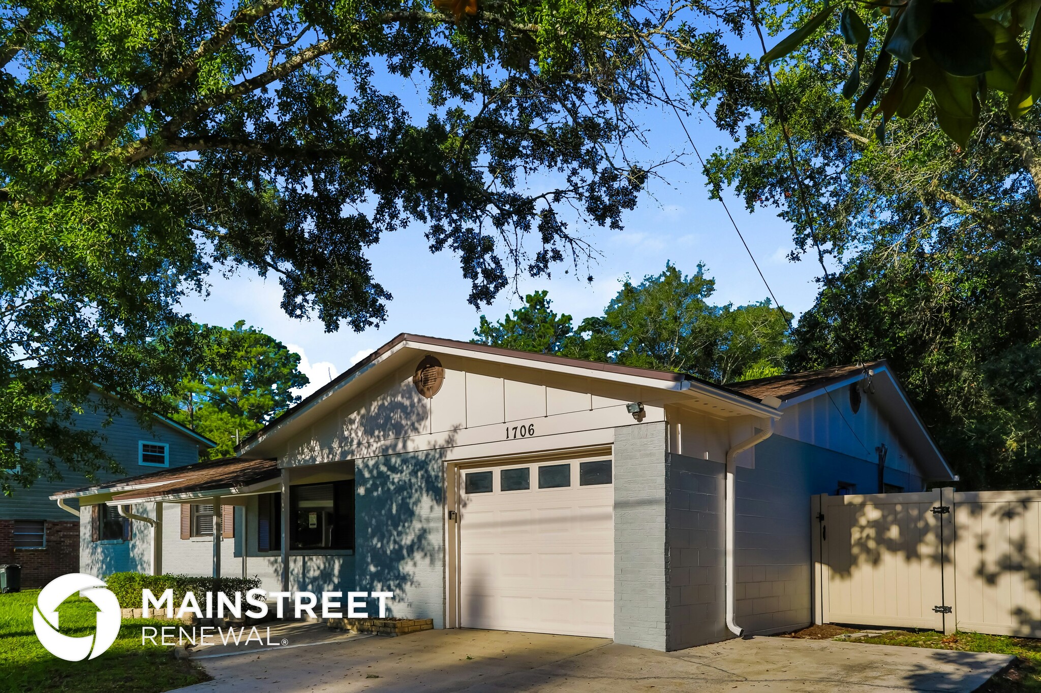 Building Photo - 1706 Grove Park Dr