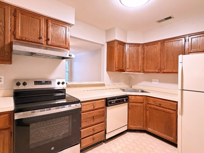 Building Photo - 6140 Gray Gate Ln