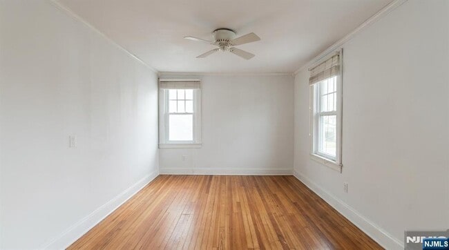 Building Photo - 33 Norwood Pl