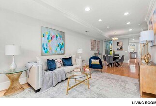 Building Photo - Gorgeous 2br/2ba Upper Level Rowhome with Roof Deck & Parking!