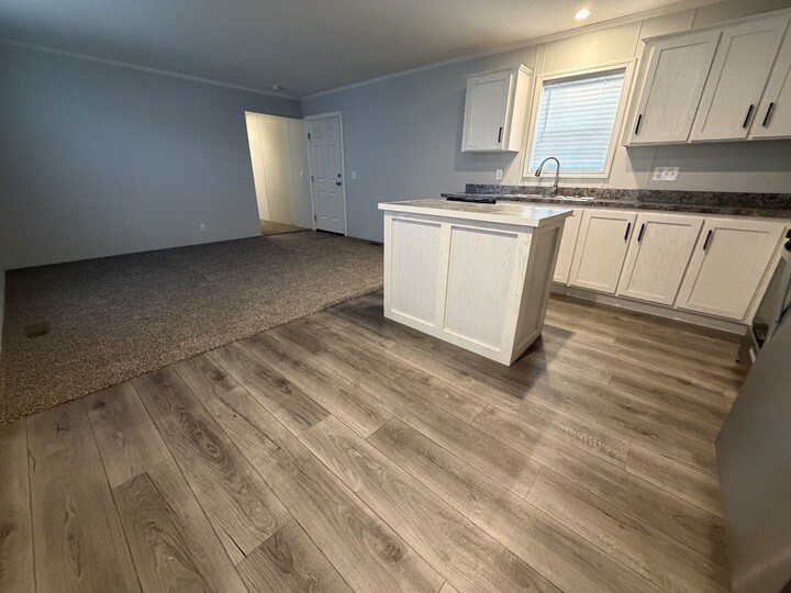 Building Photo - 38062 St Tropez Dr