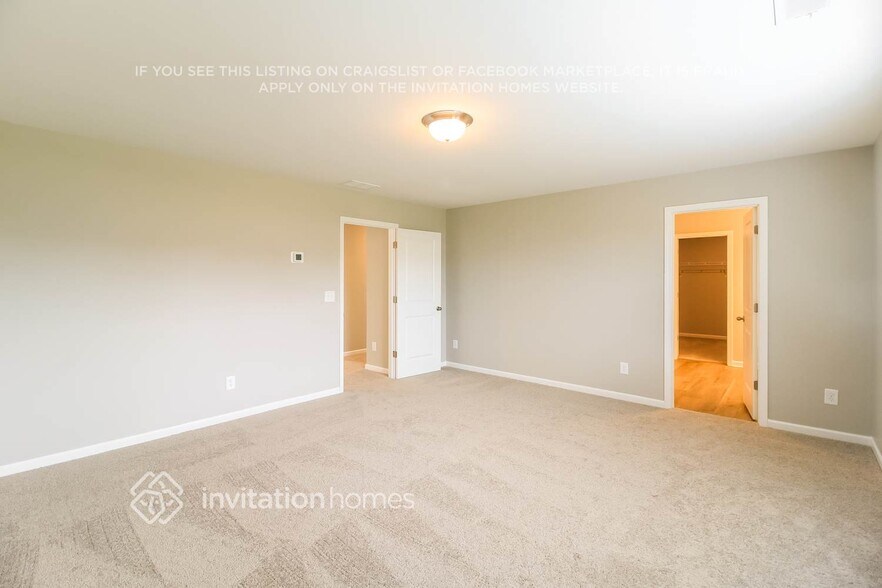 Building Photo - 2097 Boxwood Cir