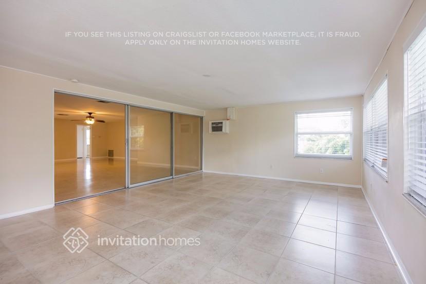 Building Photo - 1577 Manchester Blvd