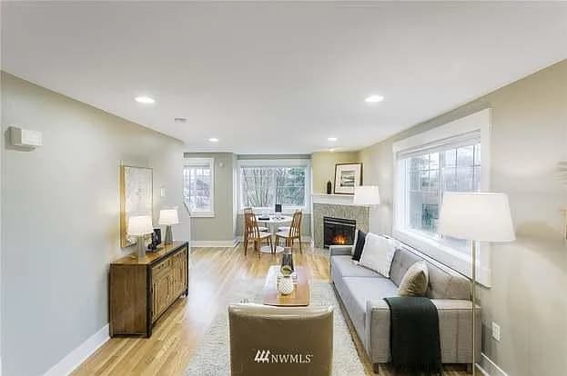 Building Photo - 8403a 8th Ave NW
