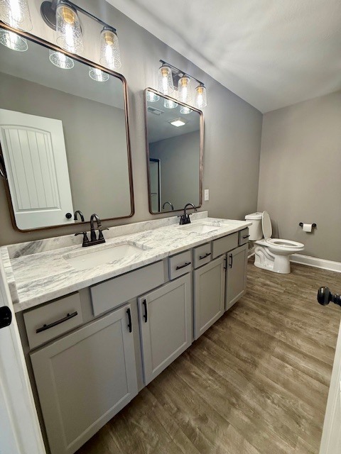 Building Photo - 1211 E Harper Ave