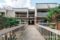 Building Photo - 500 Umstead Dr