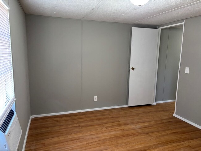 Building Photo - 2 BED, 2 BATH MOBILE HOME LOCATED IN CANDOR