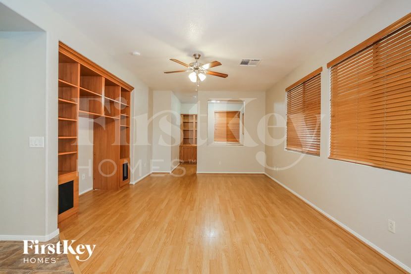 Building Photo - 7536 Catalina Harbor St