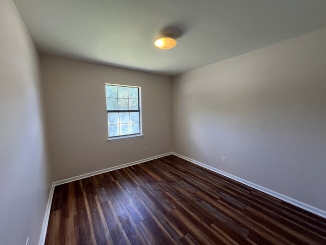 Building Photo - Home for Rent