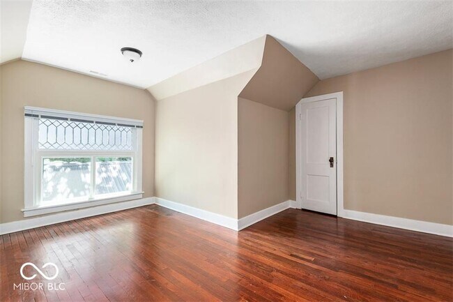 Building Photo - 509 N Meridian St