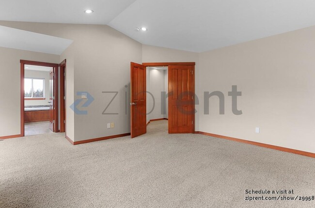 Building Photo - 16225 Simonds Rd NE