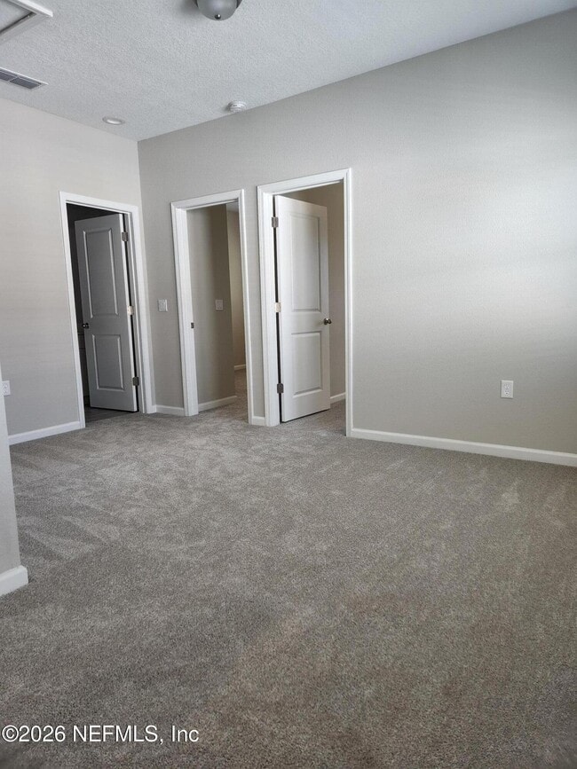 Building Photo - 118 Pinebury Ln