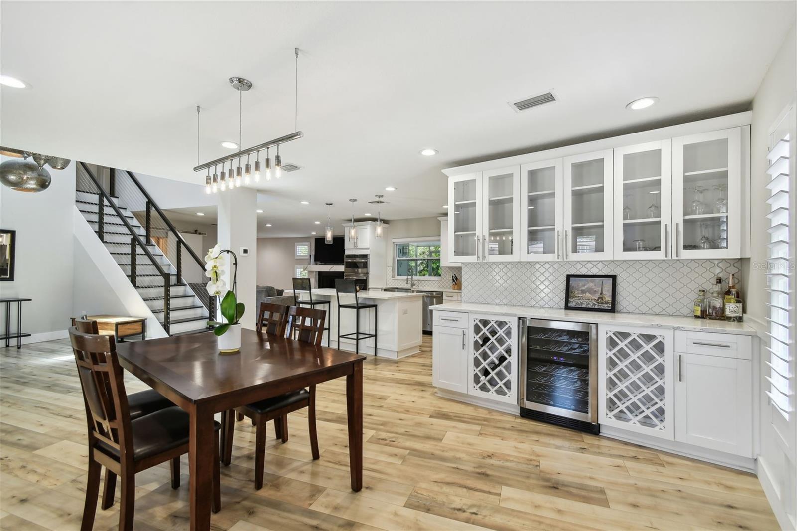 Building Photo - 4203 W Cleveland St