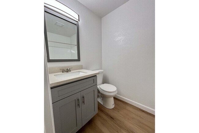 Building Photo - 2701 Randolph St