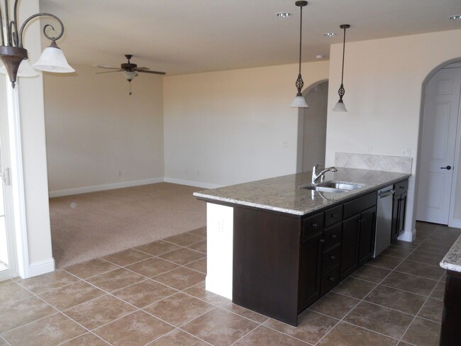 Building Photo - Granville Built 3 Bedroom for Rent in Copp...