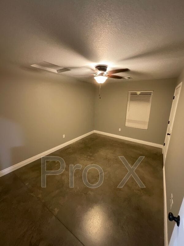 Building Photo - 207 S Byers