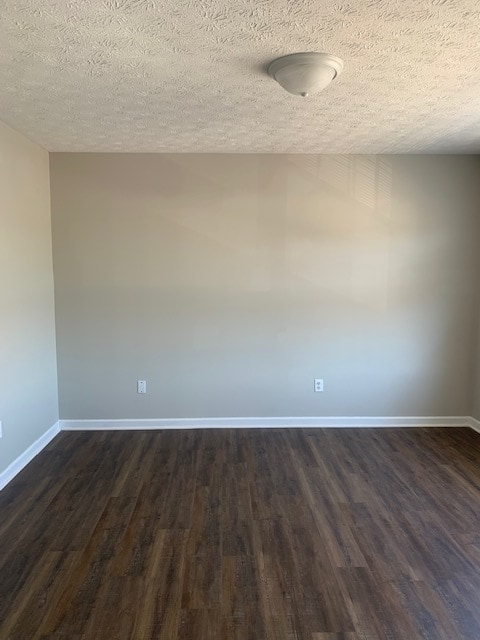 Building Photo - 39 Pine Dr